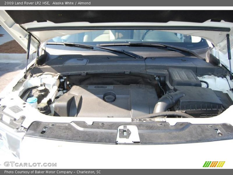 Alaska White / Almond 2009 Land Rover LR2 HSE