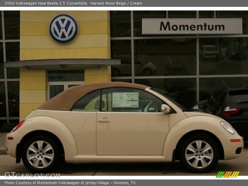 Harvest Moon Beige / Cream 2009 Volkswagen New Beetle 2.5 Convertible