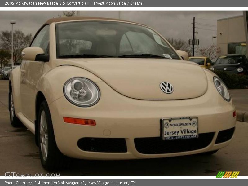Harvest Moon Beige / Cream 2009 Volkswagen New Beetle 2.5 Convertible