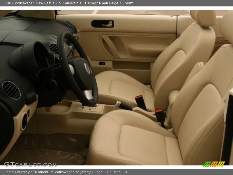 Harvest Moon Beige / Cream 2009 Volkswagen New Beetle 2.5 Convertible