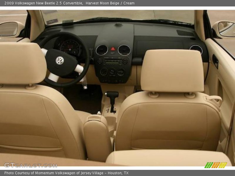 Harvest Moon Beige / Cream 2009 Volkswagen New Beetle 2.5 Convertible