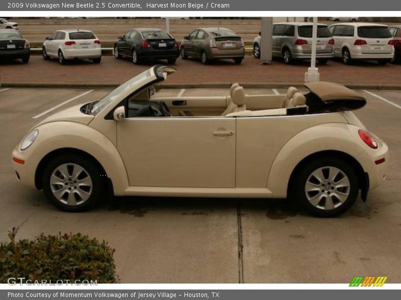 Harvest Moon Beige / Cream 2009 Volkswagen New Beetle 2.5 Convertible
