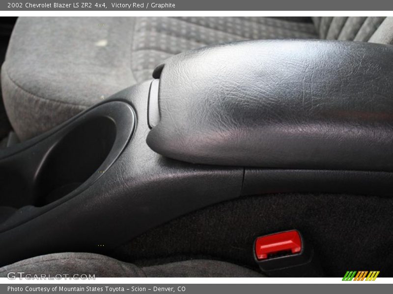 Victory Red / Graphite 2002 Chevrolet Blazer LS ZR2 4x4