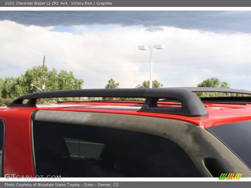 Victory Red / Graphite 2002 Chevrolet Blazer LS ZR2 4x4