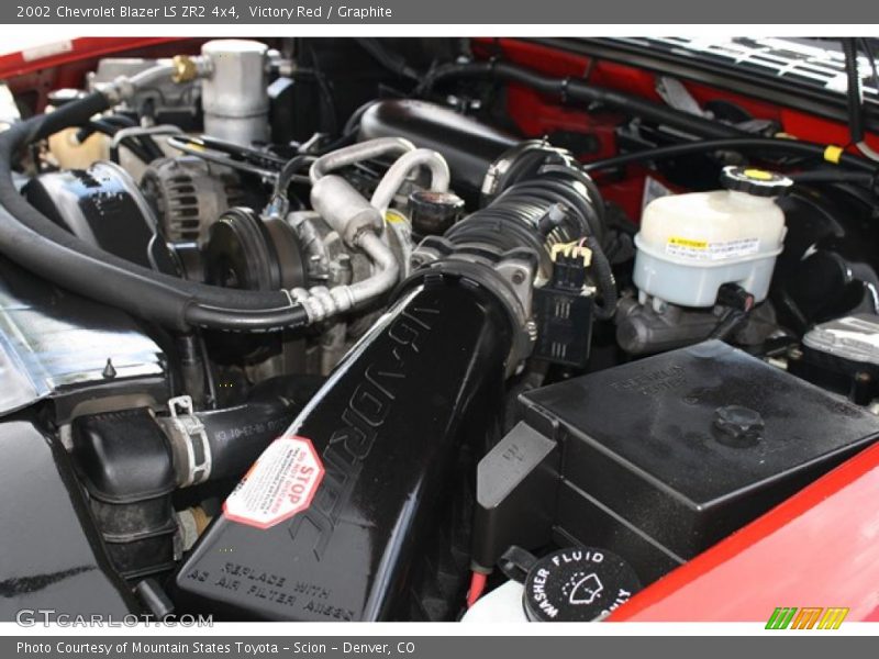 Victory Red / Graphite 2002 Chevrolet Blazer LS ZR2 4x4