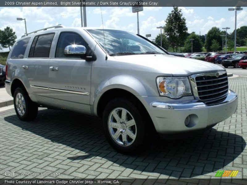 Bright Silver Metallic / Dark Slate Gray/Light Slate Gray 2009 Chrysler Aspen Limited