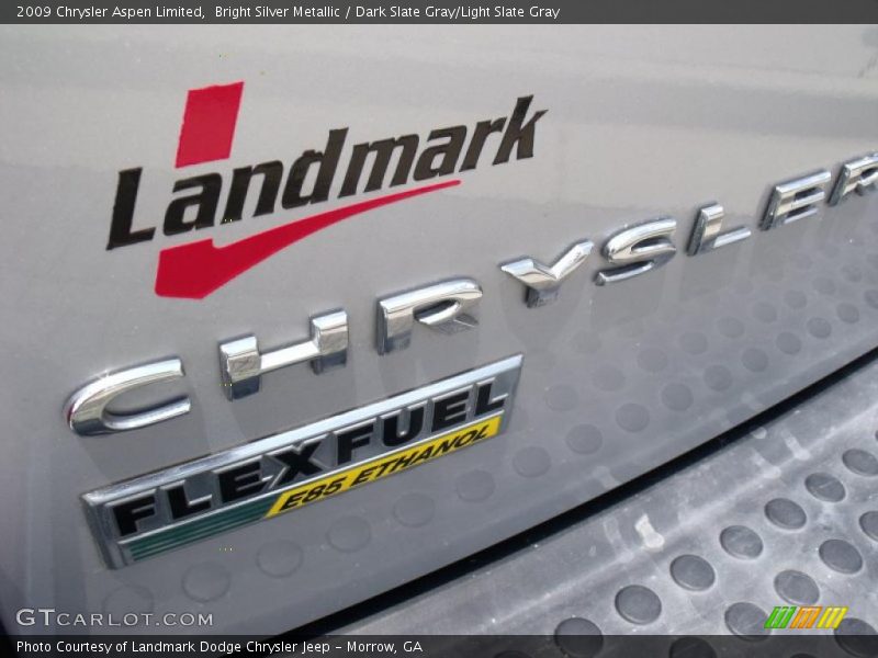 Bright Silver Metallic / Dark Slate Gray/Light Slate Gray 2009 Chrysler Aspen Limited