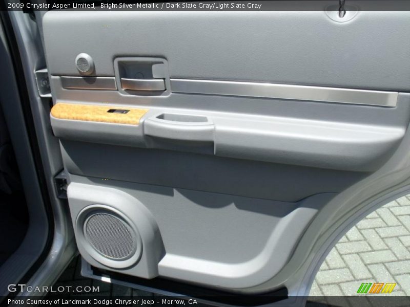 Bright Silver Metallic / Dark Slate Gray/Light Slate Gray 2009 Chrysler Aspen Limited