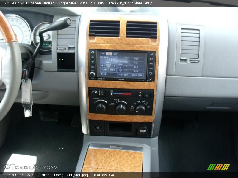 Bright Silver Metallic / Dark Slate Gray/Light Slate Gray 2009 Chrysler Aspen Limited