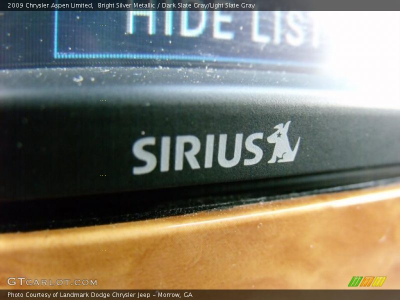 Bright Silver Metallic / Dark Slate Gray/Light Slate Gray 2009 Chrysler Aspen Limited