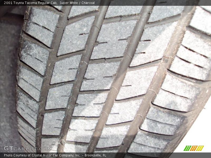 Super White / Charcoal 2001 Toyota Tacoma Regular Cab