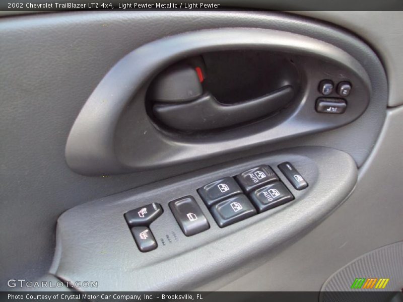 Light Pewter Metallic / Light Pewter 2002 Chevrolet TrailBlazer LTZ 4x4