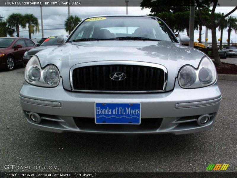 Brilliant Silver / Black 2004 Hyundai Sonata