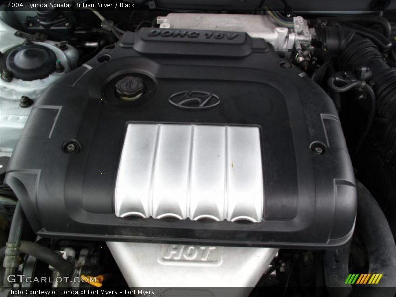 Brilliant Silver / Black 2004 Hyundai Sonata
