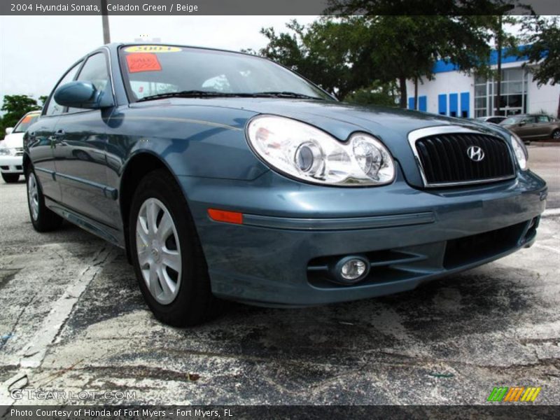 Celadon Green / Beige 2004 Hyundai Sonata