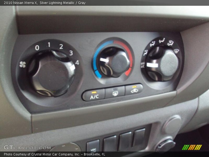 Silver Lightning Metallic / Gray 2010 Nissan Xterra X