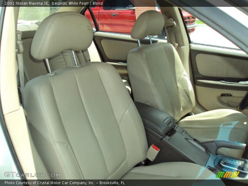 Icelandic White Pearl / Blond 2001 Nissan Maxima SE