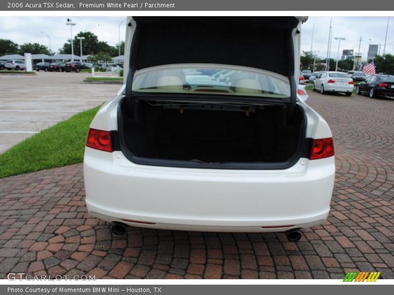 Premium White Pearl / Parchment 2006 Acura TSX Sedan
