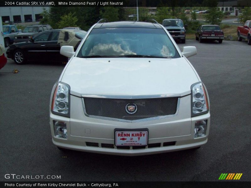 White Diamond Pearl / Light Neutral 2004 Cadillac SRX V6 AWD