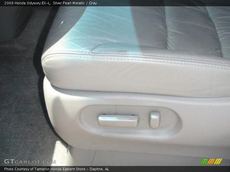 Silver Pearl Metallic / Gray 2009 Honda Odyssey EX-L