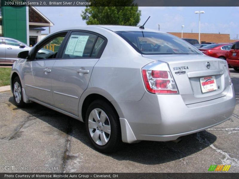 Brilliant Silver / Charcoal 2009 Nissan Sentra 2.0