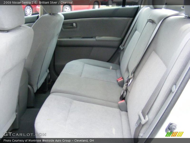 Brilliant Silver / Charcoal 2009 Nissan Sentra 2.0