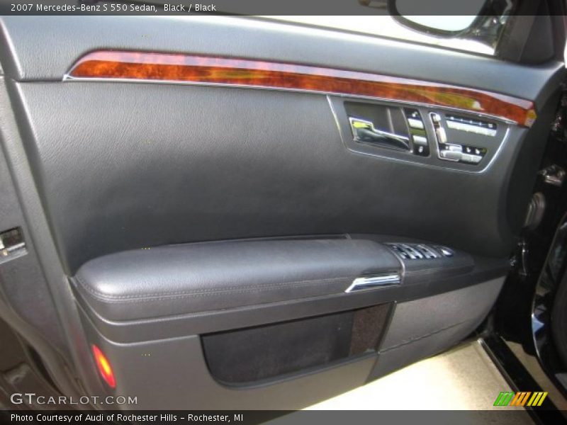 Black / Black 2007 Mercedes-Benz S 550 Sedan