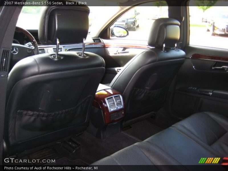 Black / Black 2007 Mercedes-Benz S 550 Sedan