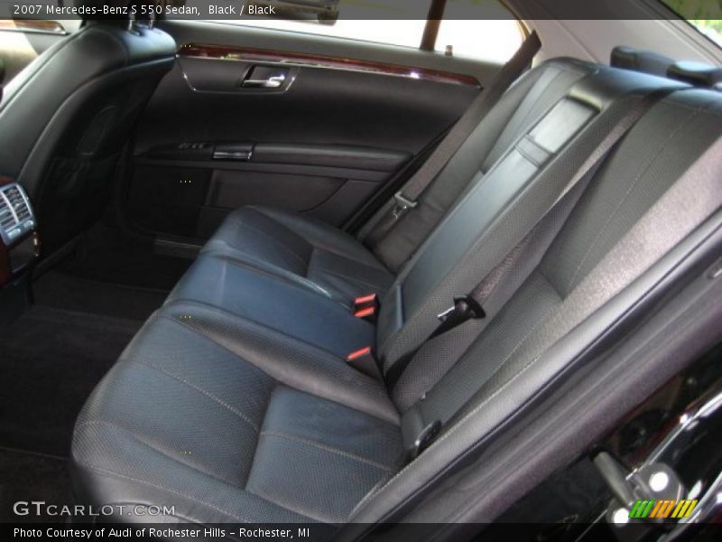 Black / Black 2007 Mercedes-Benz S 550 Sedan