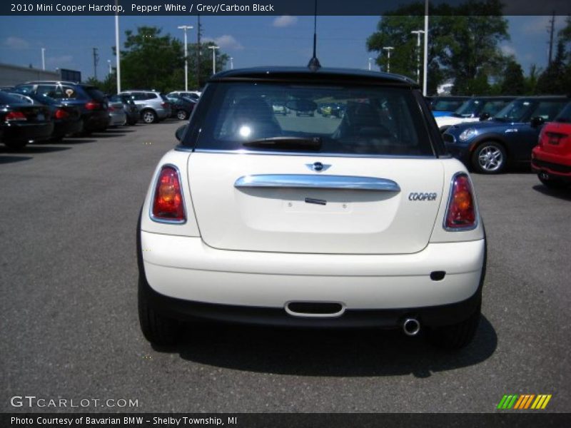 Pepper White / Grey/Carbon Black 2010 Mini Cooper Hardtop
