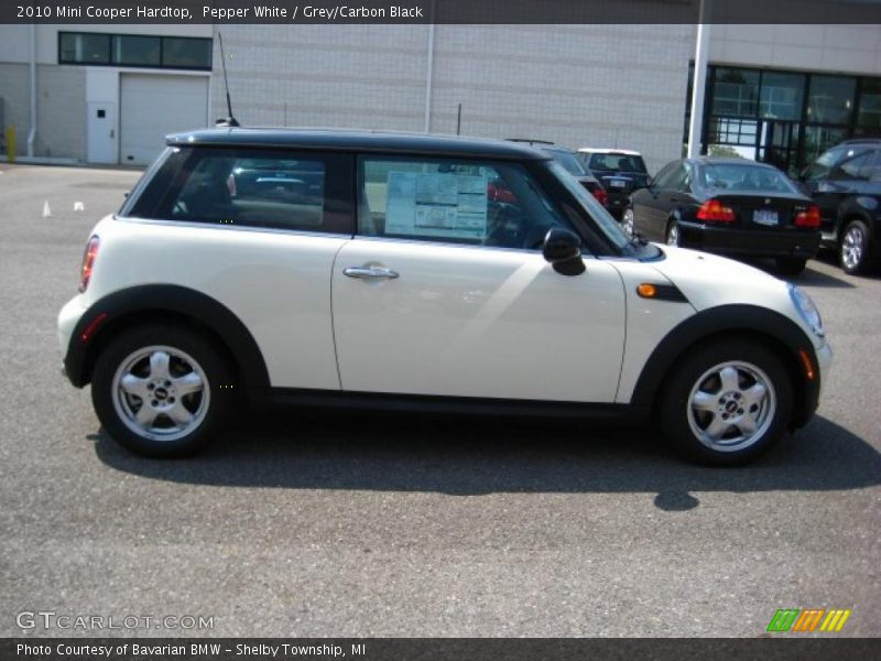Pepper White / Grey/Carbon Black 2010 Mini Cooper Hardtop