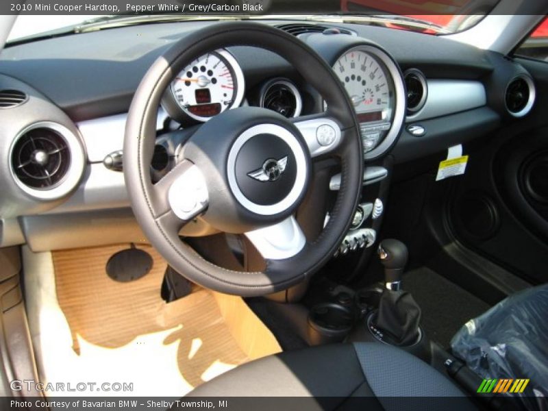 Pepper White / Grey/Carbon Black 2010 Mini Cooper Hardtop