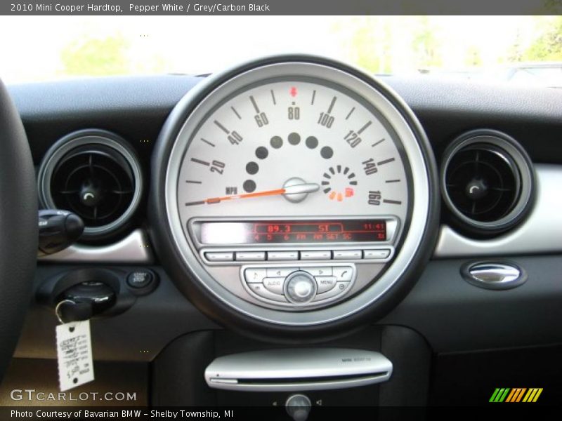 Pepper White / Grey/Carbon Black 2010 Mini Cooper Hardtop