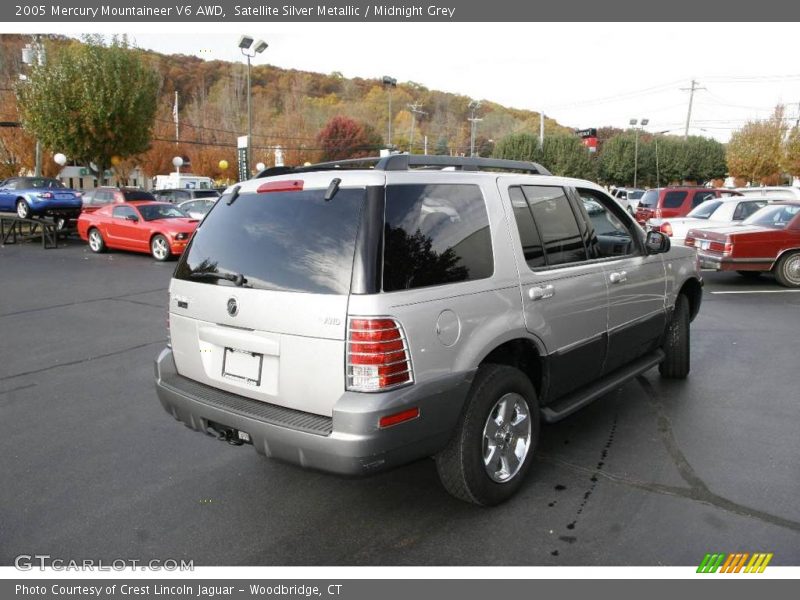Satellite Silver Metallic / Midnight Grey 2005 Mercury Mountaineer V6 AWD