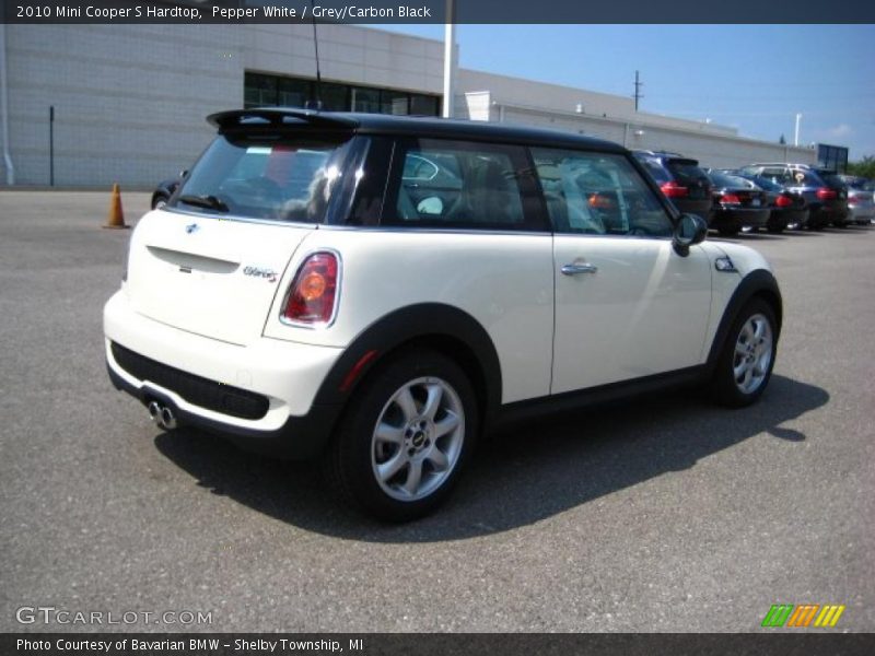 Pepper White / Grey/Carbon Black 2010 Mini Cooper S Hardtop