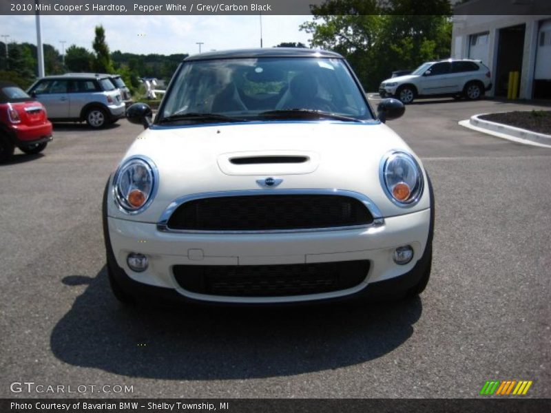 Pepper White / Grey/Carbon Black 2010 Mini Cooper S Hardtop