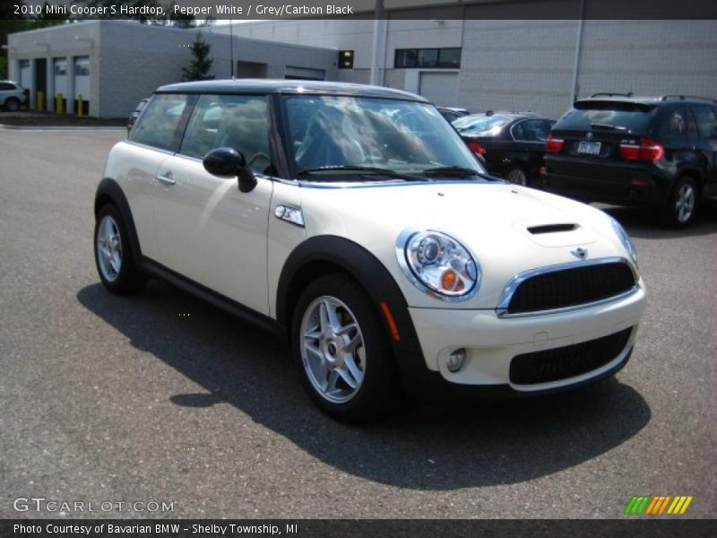 Pepper White / Grey/Carbon Black 2010 Mini Cooper S Hardtop