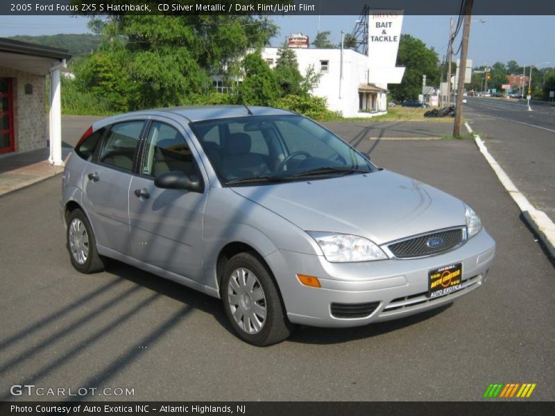 CD Silver Metallic / Dark Flint/Light Flint 2005 Ford Focus ZX5 S Hatchback
