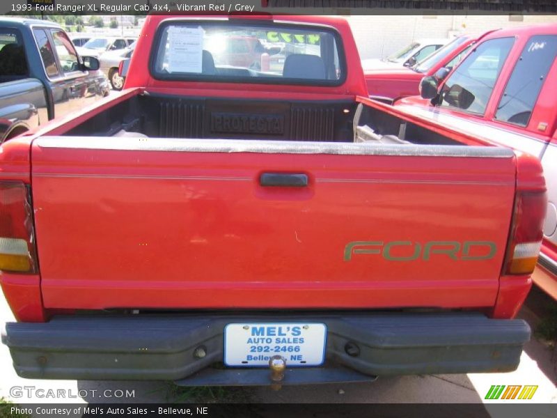 Vibrant Red / Grey 1993 Ford Ranger XL Regular Cab 4x4