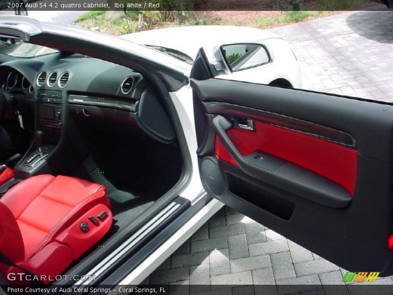 Ibis White / Red 2007 Audi S4 4.2 quattro Cabriolet