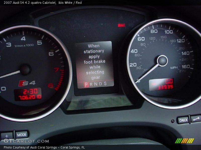 Ibis White / Red 2007 Audi S4 4.2 quattro Cabriolet