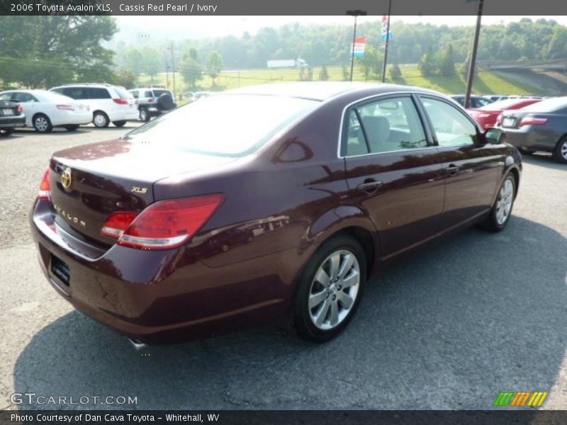 Cassis Red Pearl / Ivory 2006 Toyota Avalon XLS