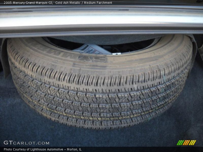 Gold Ash Metallic / Medium Parchment 2005 Mercury Grand Marquis GS