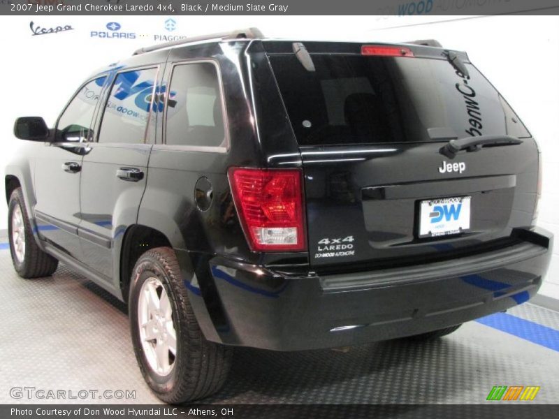 Black / Medium Slate Gray 2007 Jeep Grand Cherokee Laredo 4x4