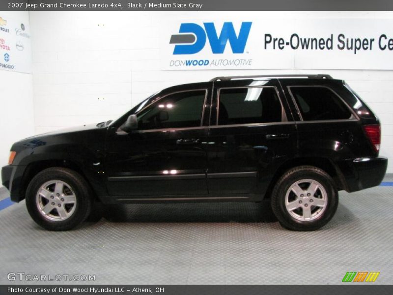 Black / Medium Slate Gray 2007 Jeep Grand Cherokee Laredo 4x4