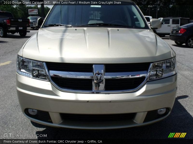 White Gold Pearl / Medium Slate Gray/Light Shale 2010 Dodge Grand Caravan SXT
