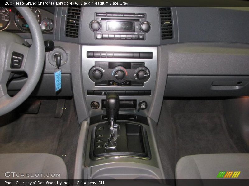 Black / Medium Slate Gray 2007 Jeep Grand Cherokee Laredo 4x4