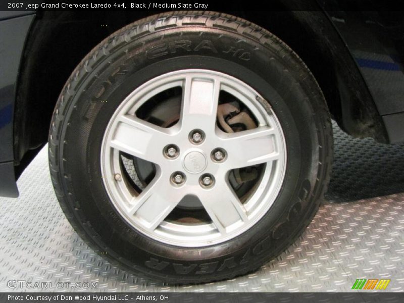 Black / Medium Slate Gray 2007 Jeep Grand Cherokee Laredo 4x4