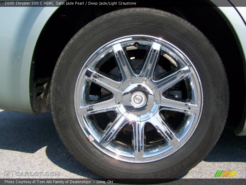 Satin Jade Pearl / Deep Jade/Light Graystone 2005 Chrysler 300 C HEMI