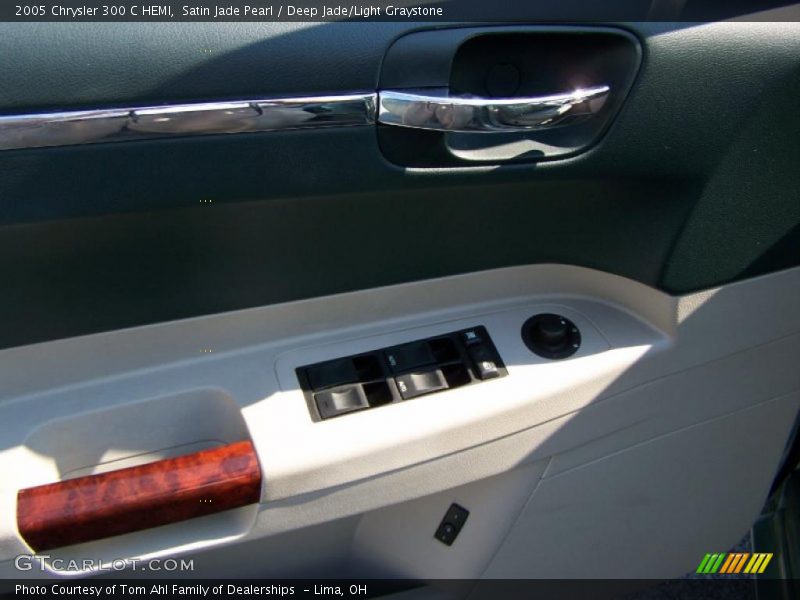 Satin Jade Pearl / Deep Jade/Light Graystone 2005 Chrysler 300 C HEMI